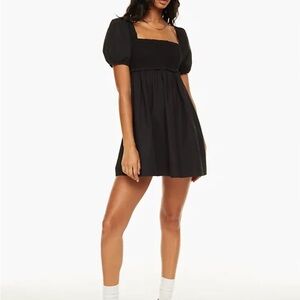 COPY - Aritzia Sunday Best Hadley Dress